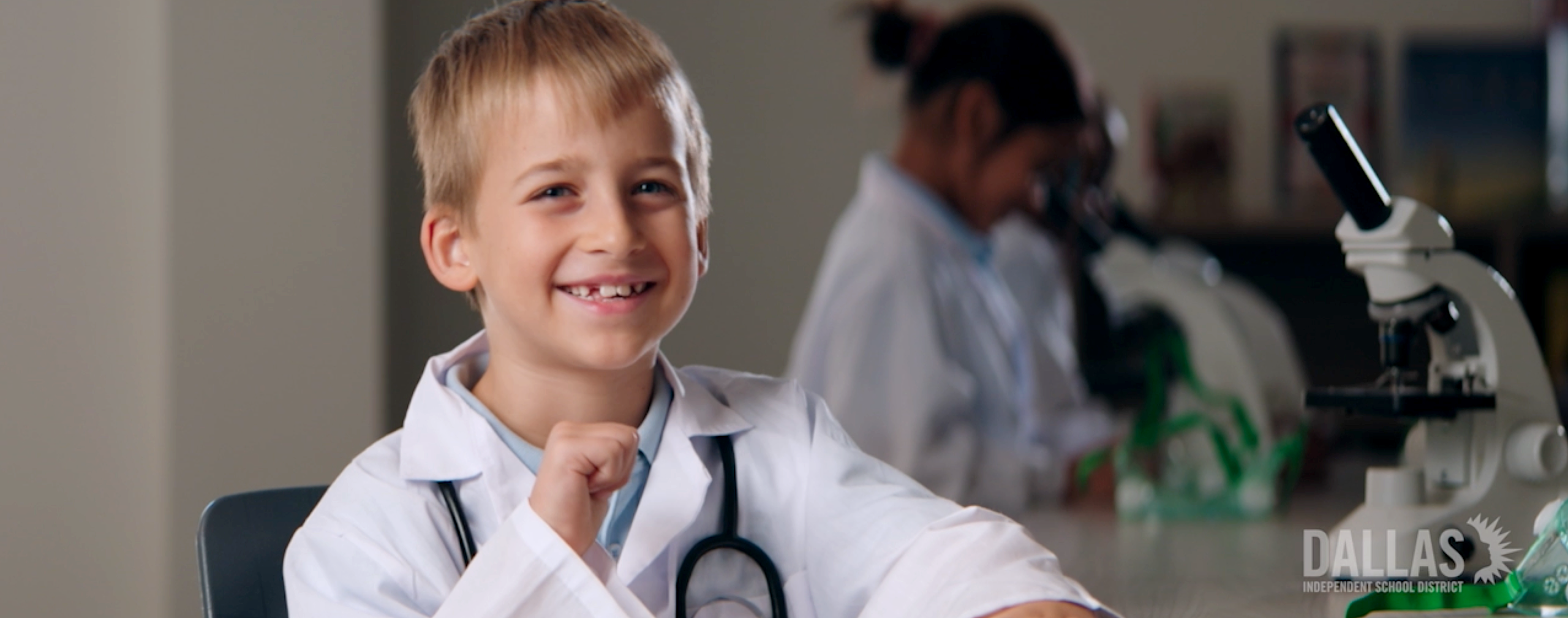 Dallas ISD inspires future healthcare leaders, sets standard for innovation