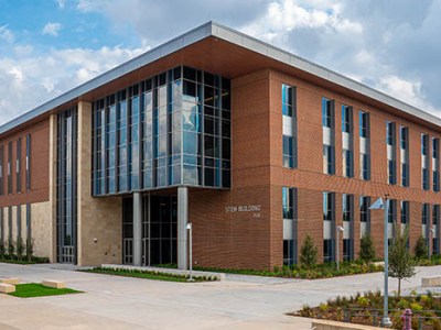 UNT Dallas debuts new state-of-the-art STEM facility